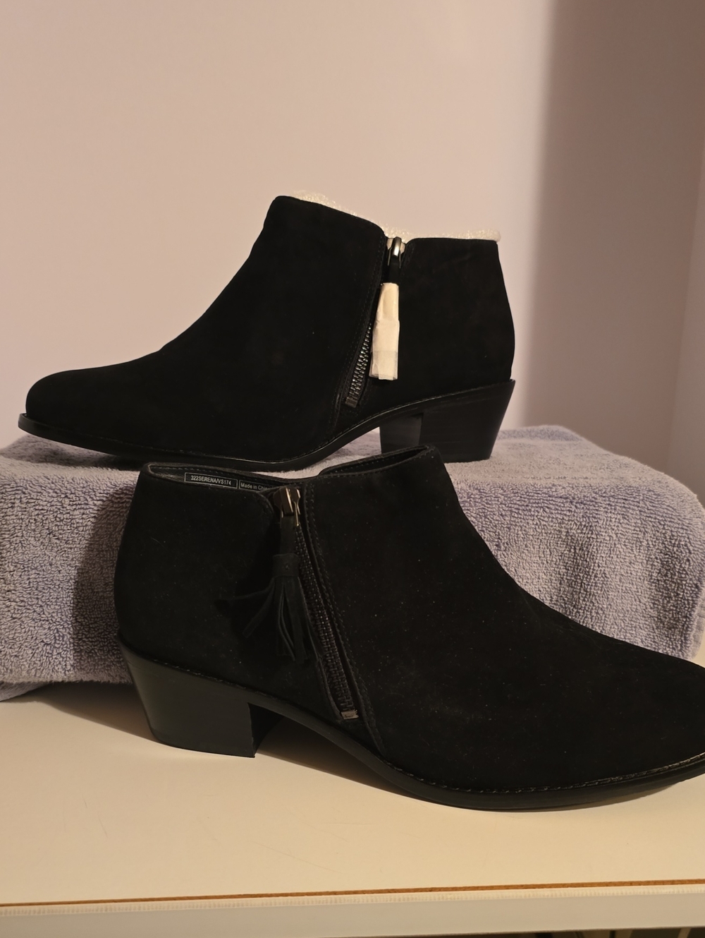 Women's Vionic Black Suede Ankle Booties with Tasseled Side Zip Size 10